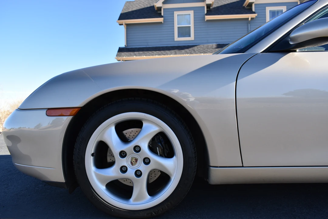 1999 Porsche 996 Carrera - Image 24 of 31