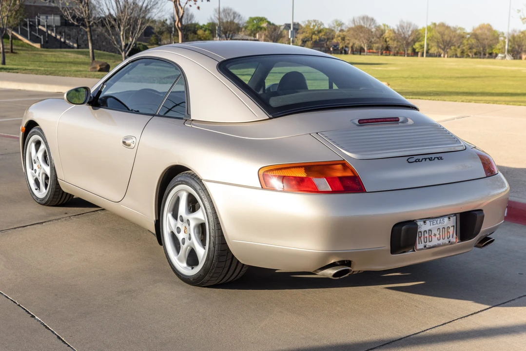 1999 Porsche 996 Carrera - Image 9 of 31