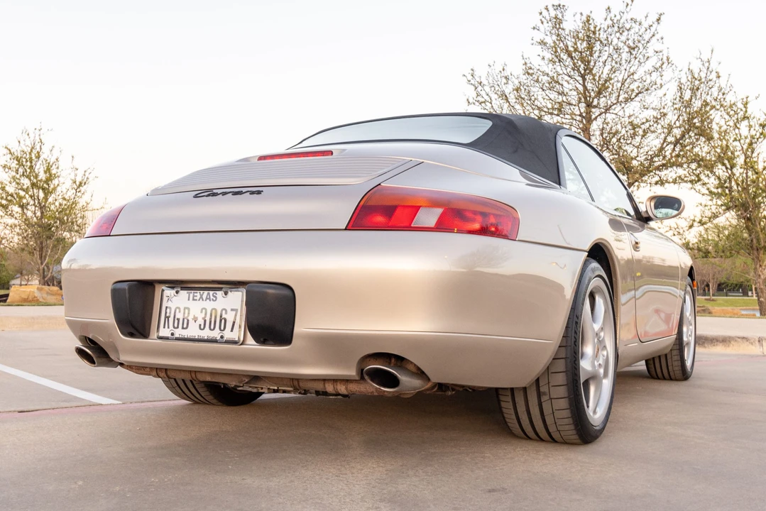 1999 Porsche 996 Carrera - Image 30 of 31