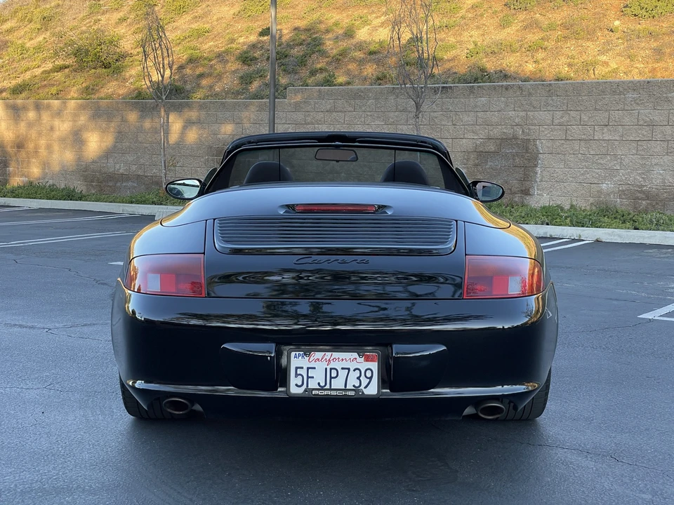 1999 Porsche 996 Carrera - Image 10 of 31