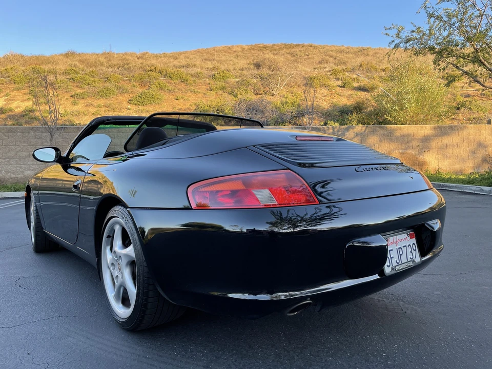 1999 Porsche 996 Carrera - Image 9 of 31