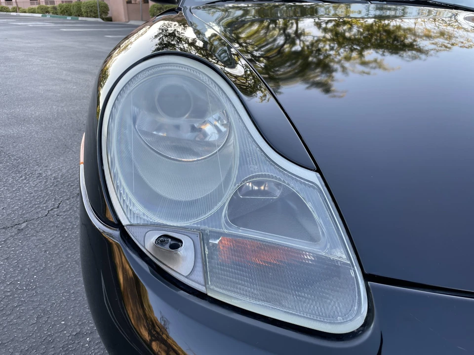 1999 Porsche 996 Carrera - Image 28 of 31