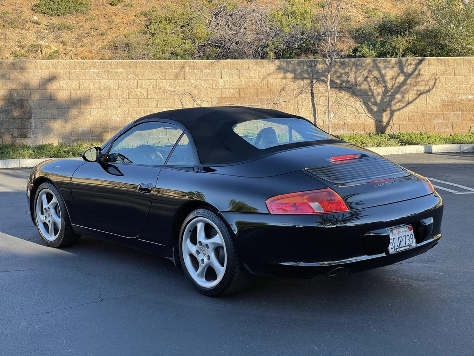 1999 Porsche 996 Carrera - Image 25 of 31
