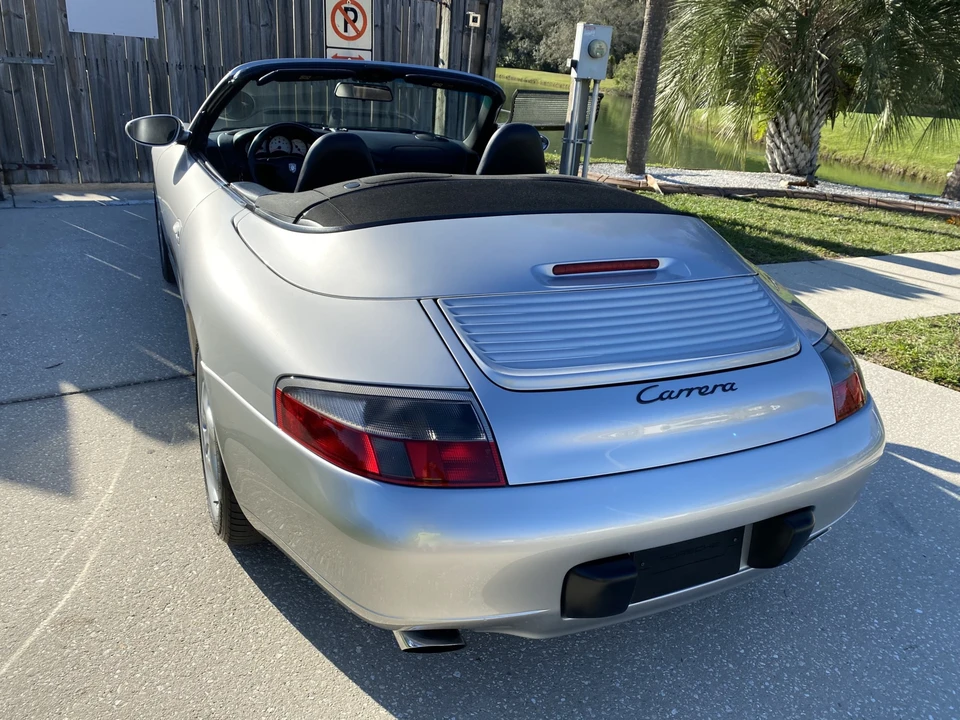 1999 Porsche 996 Carrera - Image 26 of 31