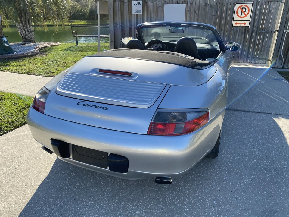 1999 Porsche 996 Carrera - Image 28 of 31
