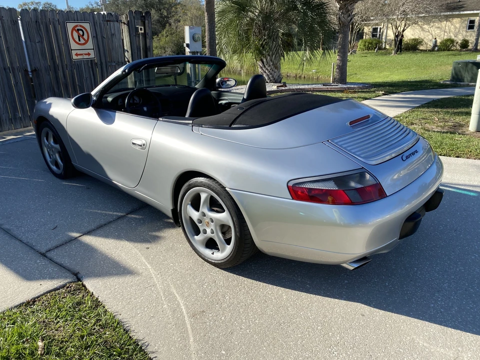 1999 Porsche 996 Carrera - Image 25 of 31