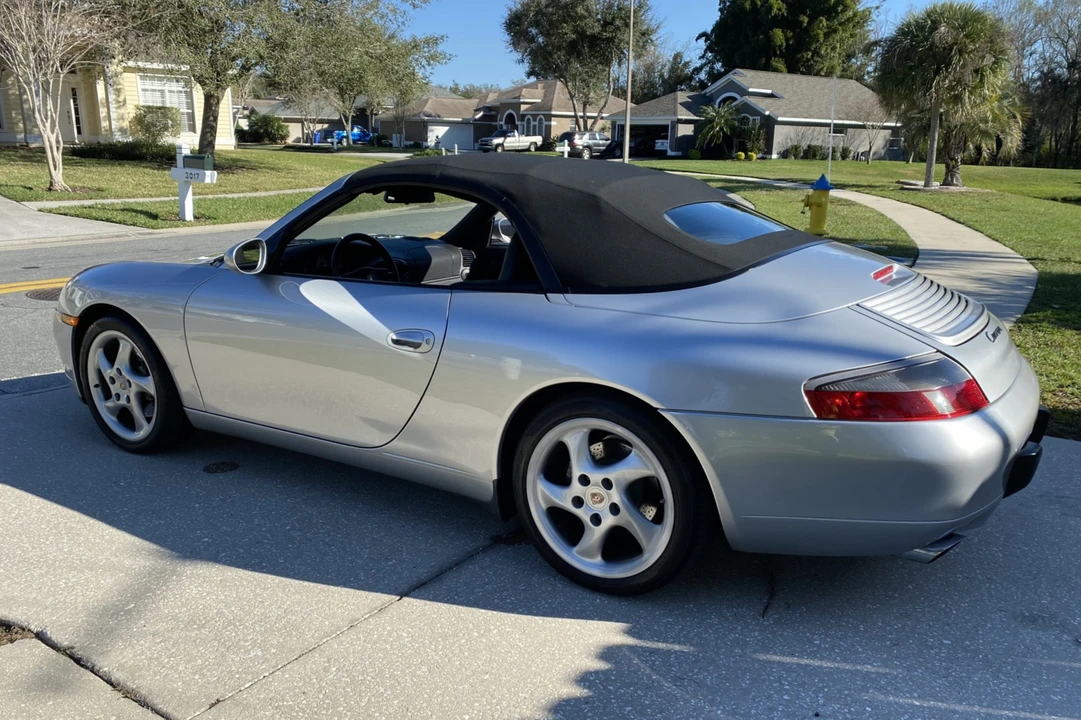1999 Porsche 996 Carrera - Image 16 of 31