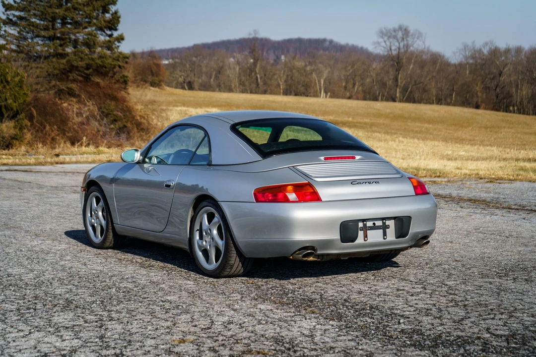 1999 Porsche 996 Carrera - Image 8 of 31