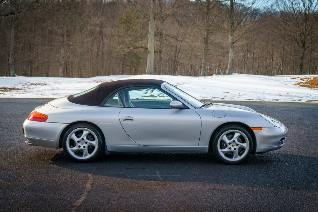1999 Porsche 996 Carrera - Image 30 of 31
