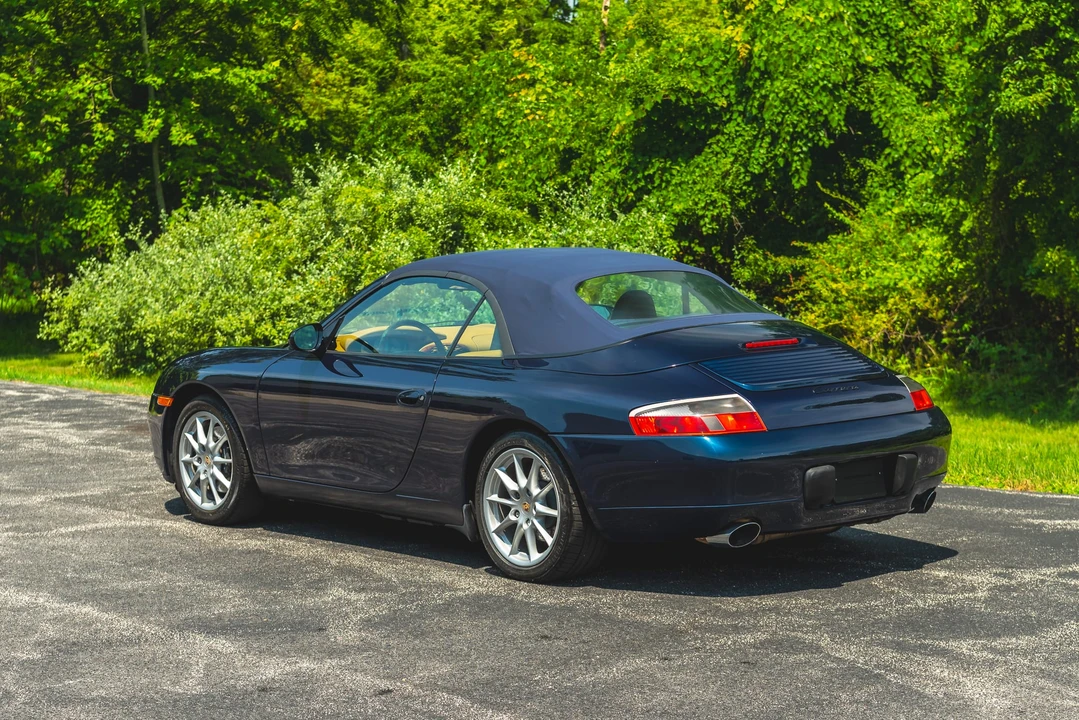 1999 Porsche 996 Carrera - Image 19 of 31