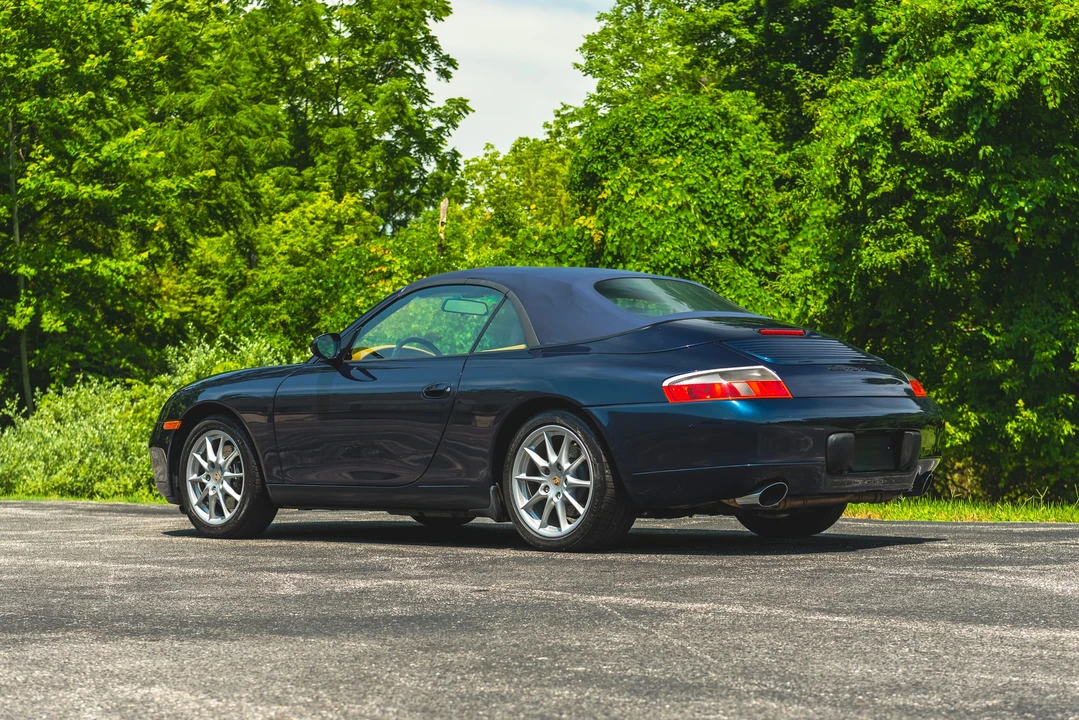 1999 Porsche 996 Carrera - Image 18 of 31