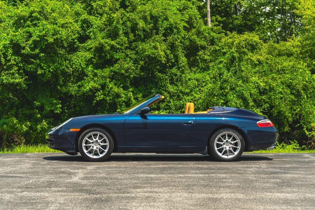 1999 Porsche 996 Carrera - Image 29 of 31
