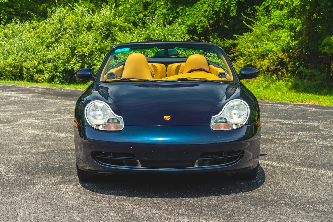 1999 Porsche 996 Carrera - Image 25 of 31