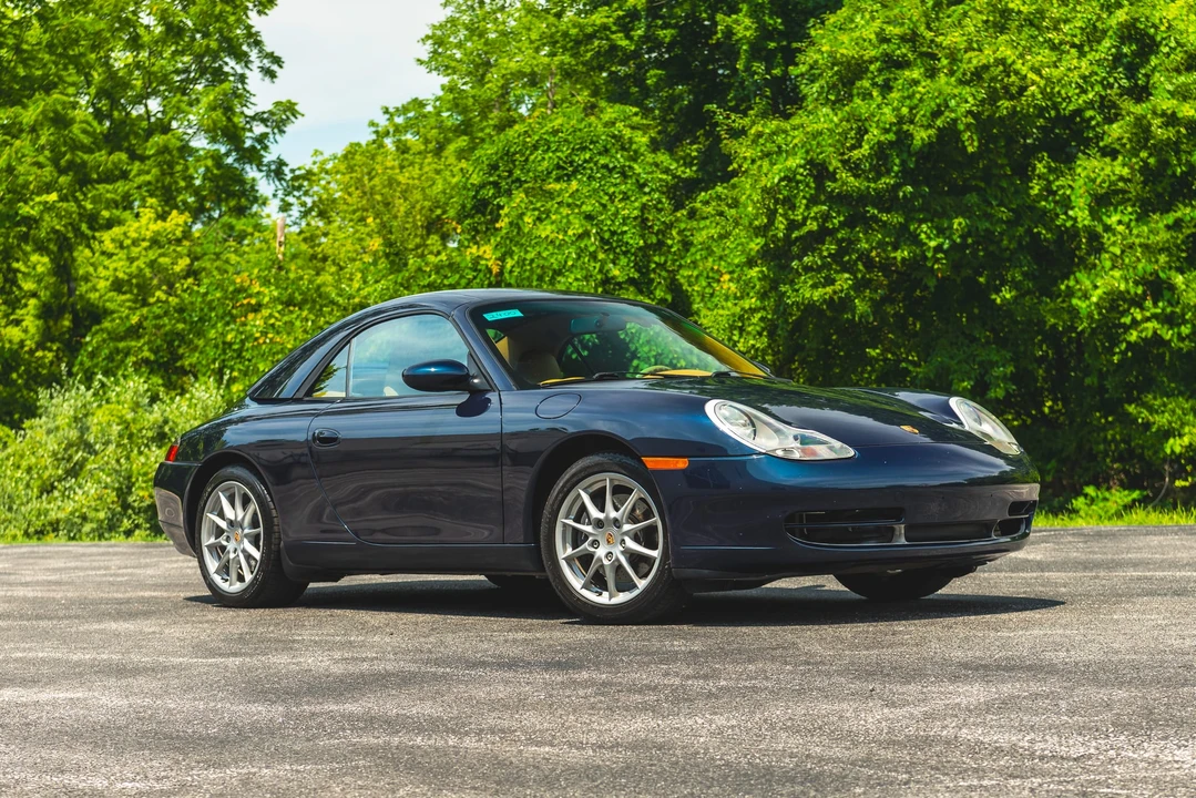 1999 Porsche 996 Carrera - Image 12 of 31