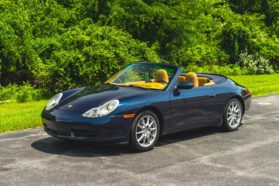 1999 Porsche 996 Carrera - Image 28 of 31