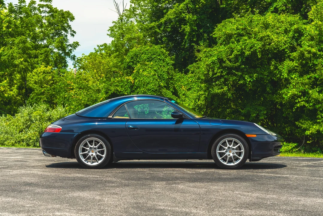 1999 Porsche 996 Carrera - Image 11 of 31