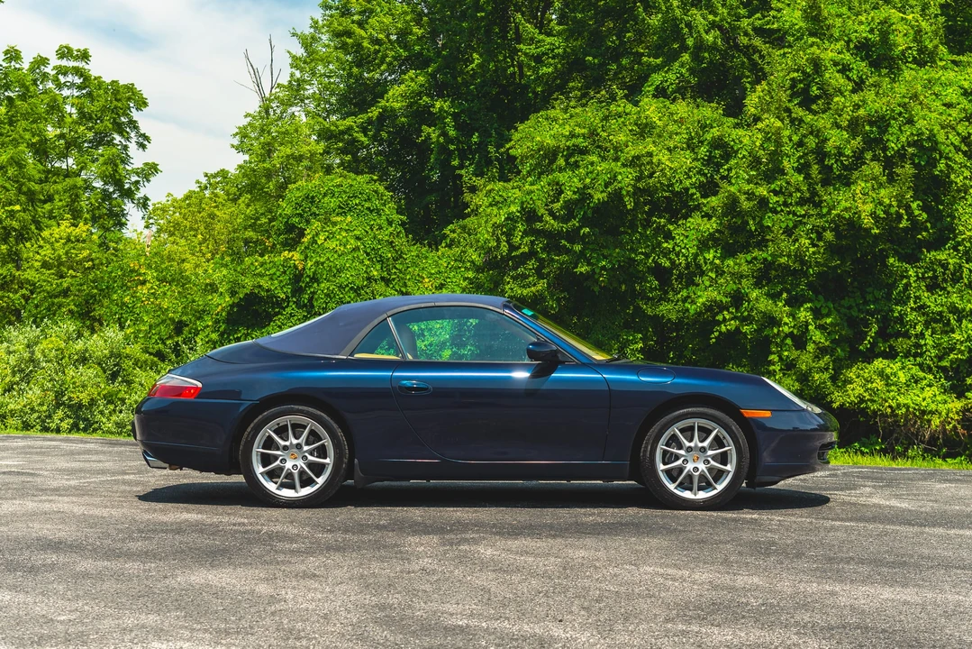 1999 Porsche 996 Carrera - Image 22 of 31
