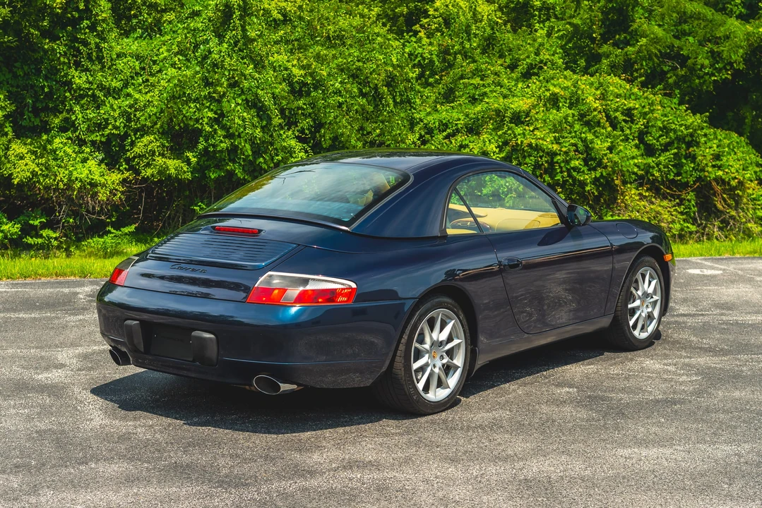 1999 Porsche 996 Carrera - Image 9 of 31