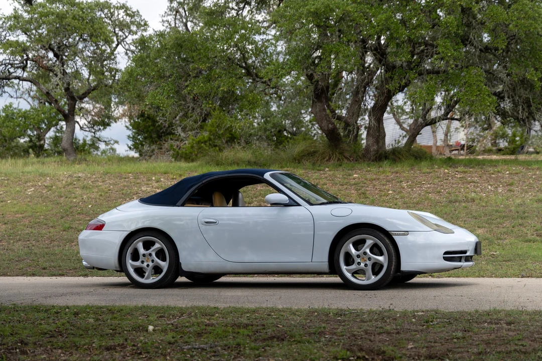 1999 Porsche 996 Carrera - Image 17 of 31