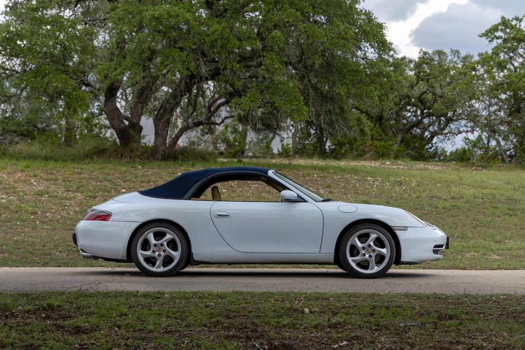 1999 Porsche 996 Carrera - Image 16 of 31