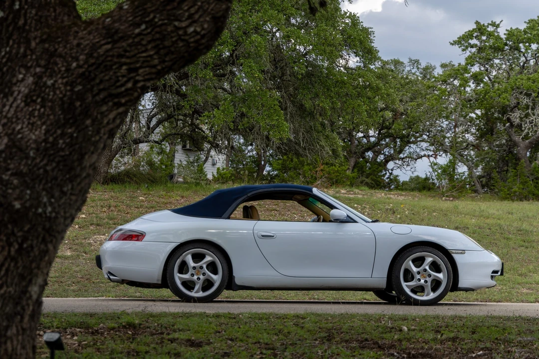 1999 Porsche 996 Carrera - Image 15 of 31