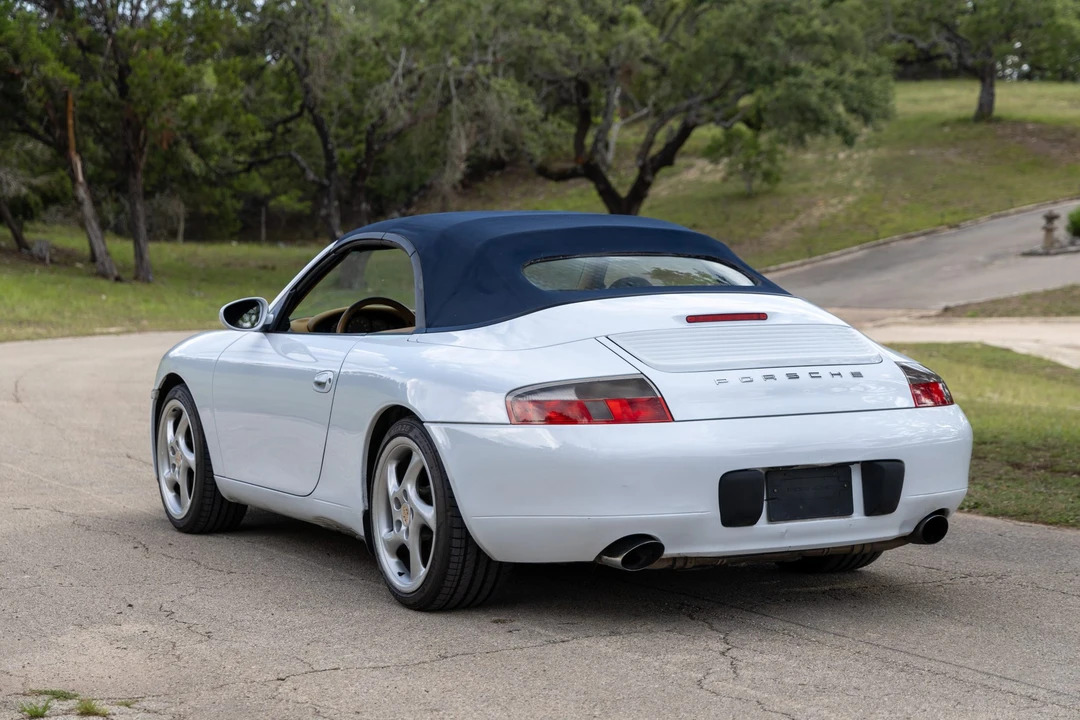 1999 Porsche 996 Carrera - Image 10 of 31