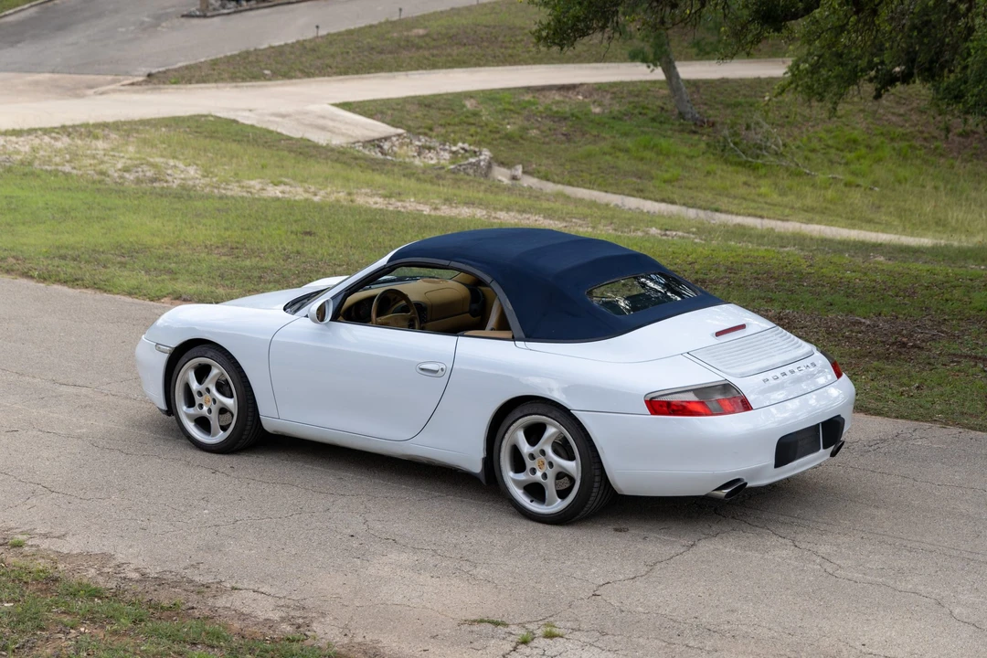 1999 Porsche 996 Carrera - Image 9 of 31