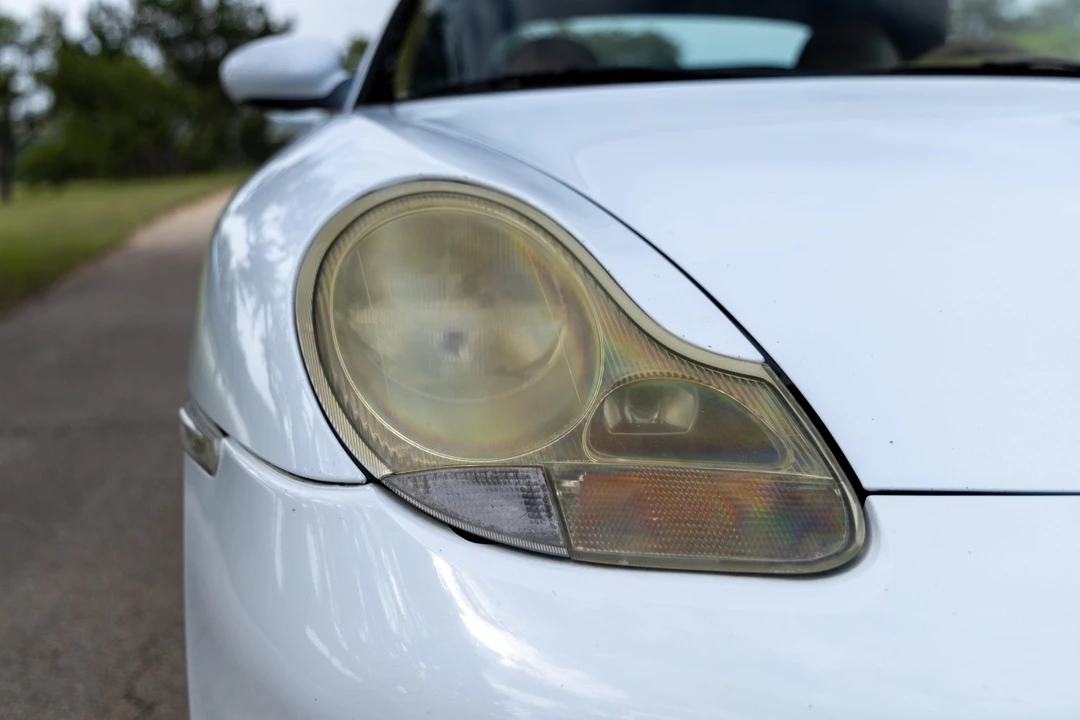 1999 Porsche 996 Carrera - Image 21 of 31