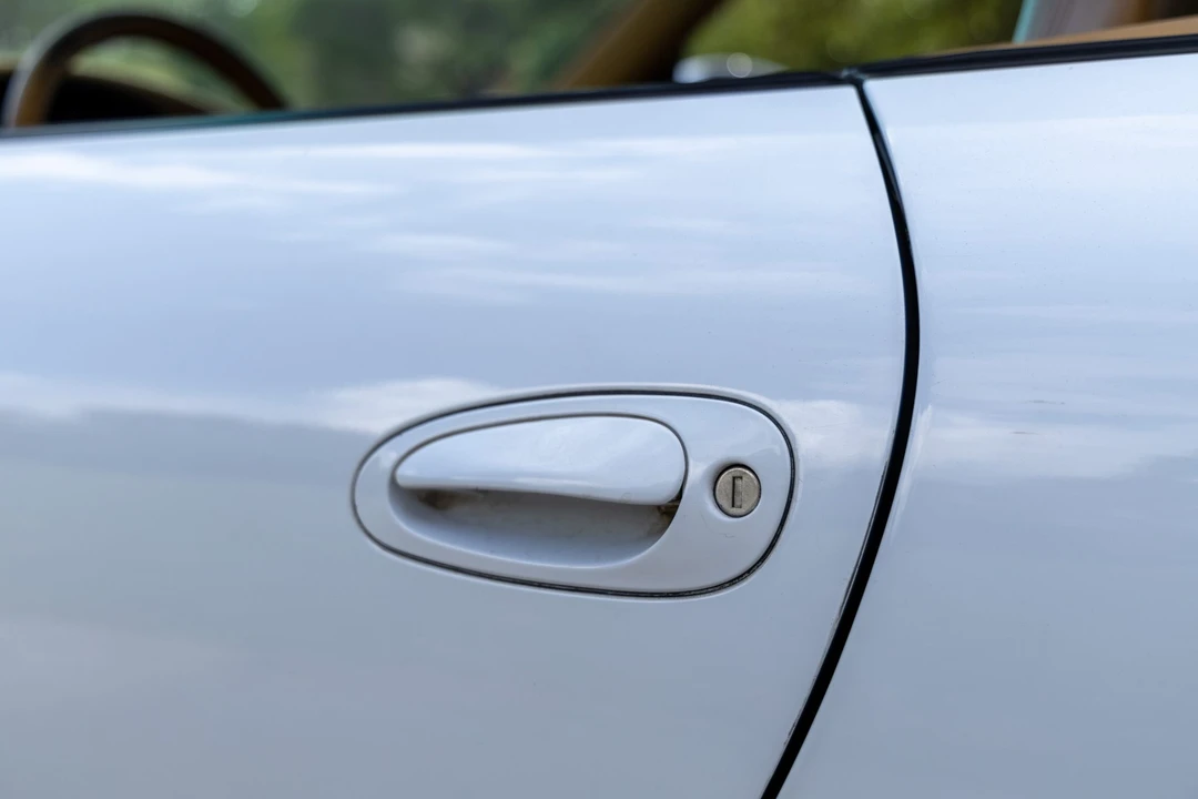 1999 Porsche 996 Carrera - Image 30 of 31