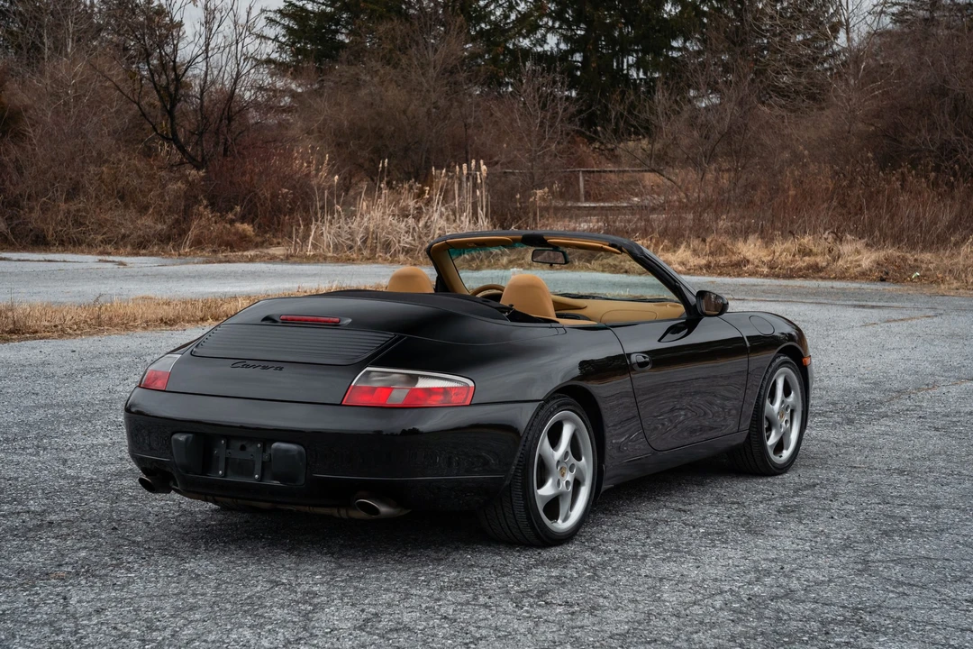 1999 Porsche 996 Carrera - Image 27 of 31