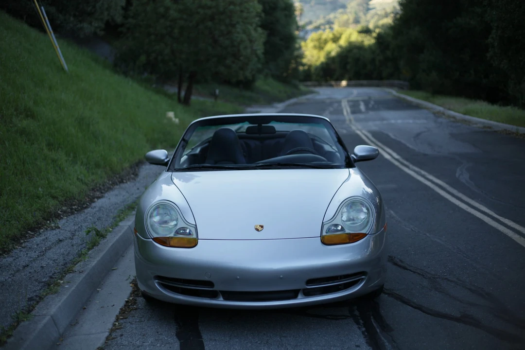 1999 Porsche 996 Carrera - Image 25 of 31