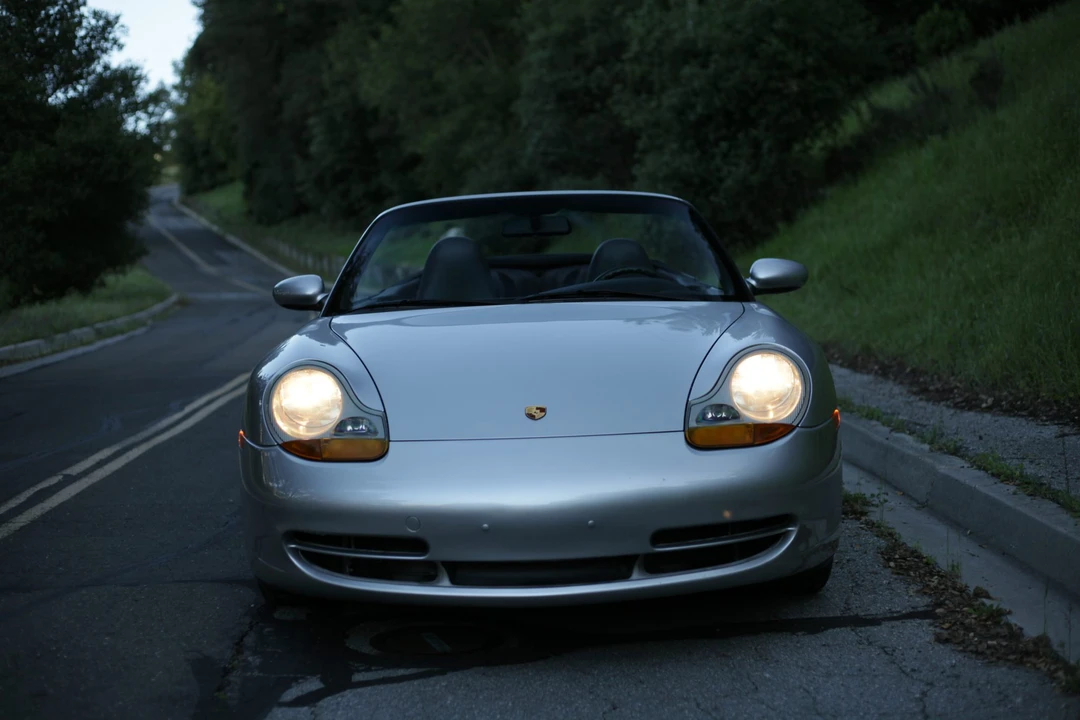 1999 Porsche 996 Carrera - Image 26 of 31