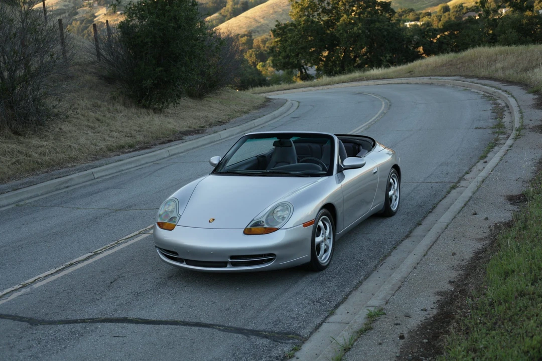 1999 Porsche 996 Carrera - Image 17 of 31