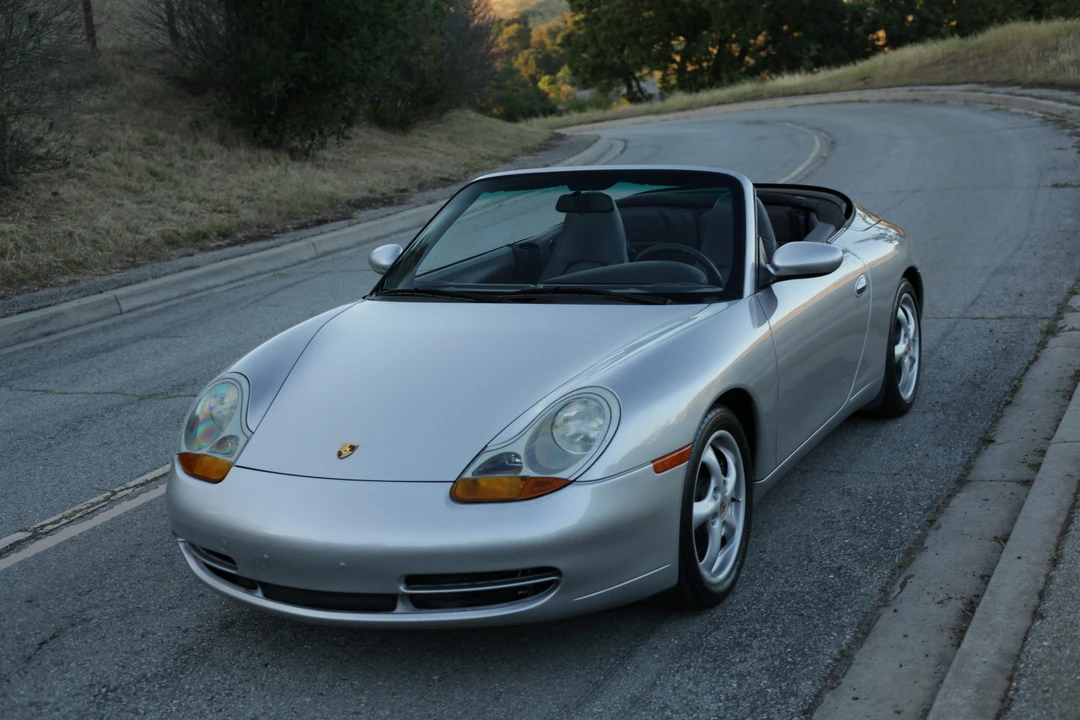 1999 Porsche 996 Carrera - Image 18 of 31