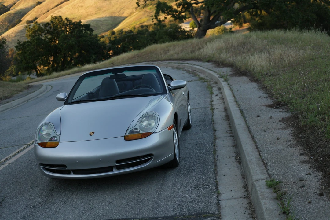 1999 Porsche 996 Carrera - Image 23 of 31