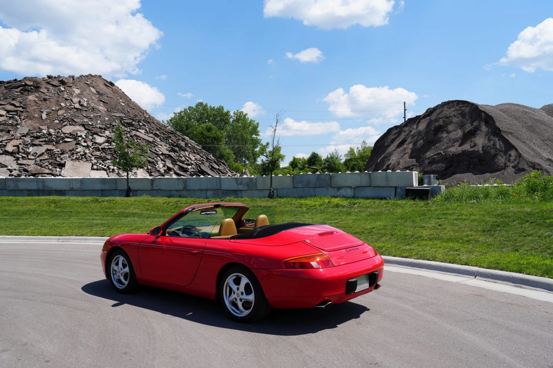1999 Porsche 996 Carrera - Image 23 of 31