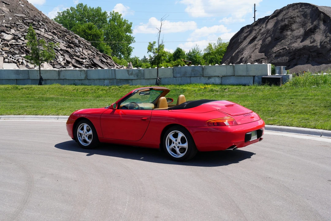 1999 Porsche 996 Carrera - Image 26 of 31