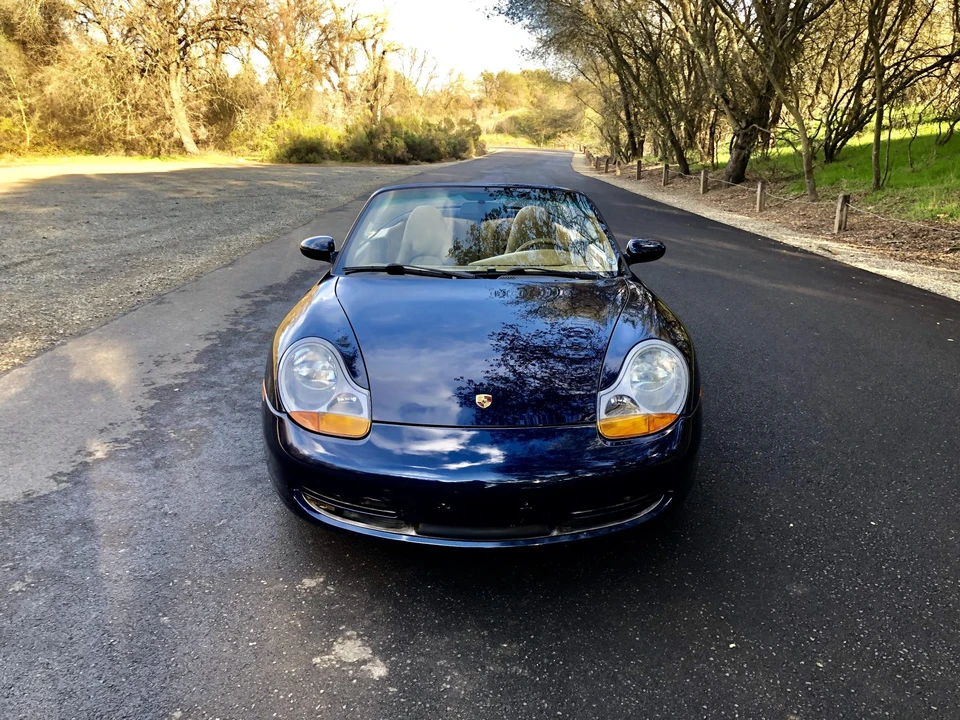 1999 Porsche 996 Carrera - Image 14 of 31