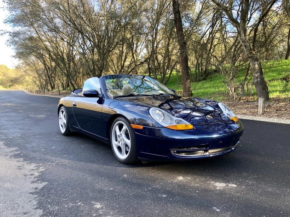 1999 Porsche 996 Carrera - Image 13 of 31