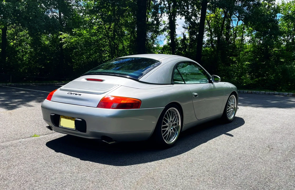 1999 Porsche 996 Carrera - Image 23 of 31