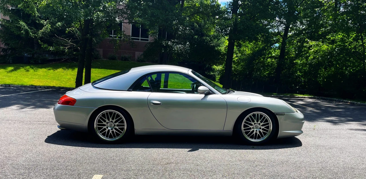 1999 Porsche 996 Carrera - Image 27 of 31