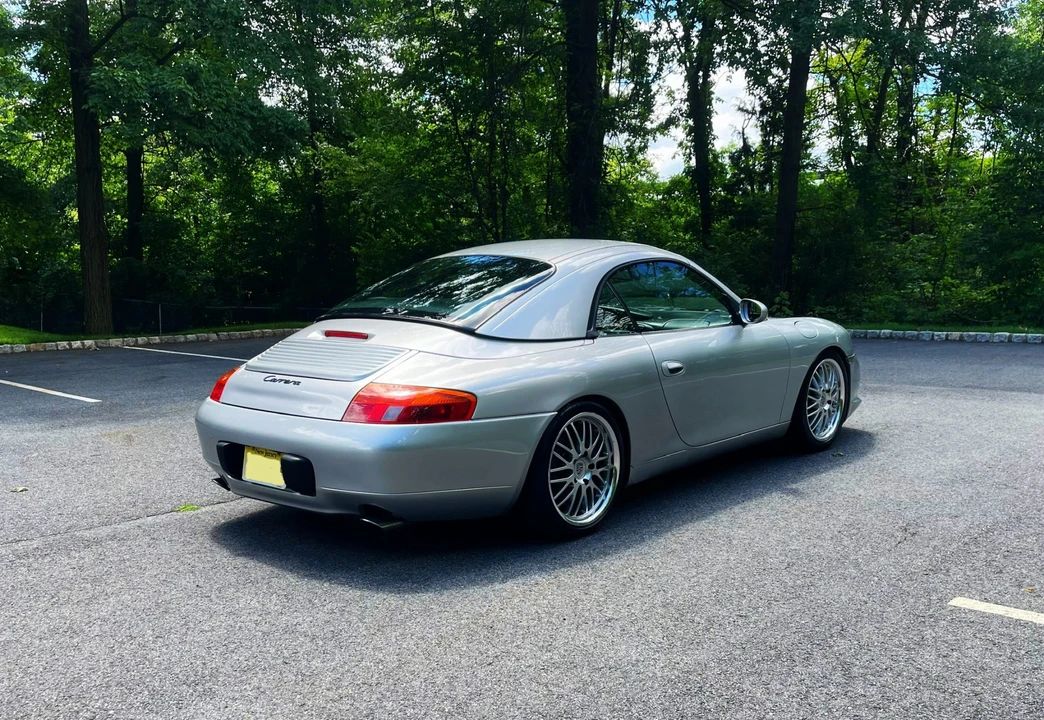 1999 Porsche 996 Carrera - Image 26 of 31