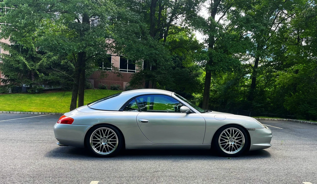 1999 Porsche 996 Carrera - Image 28 of 31