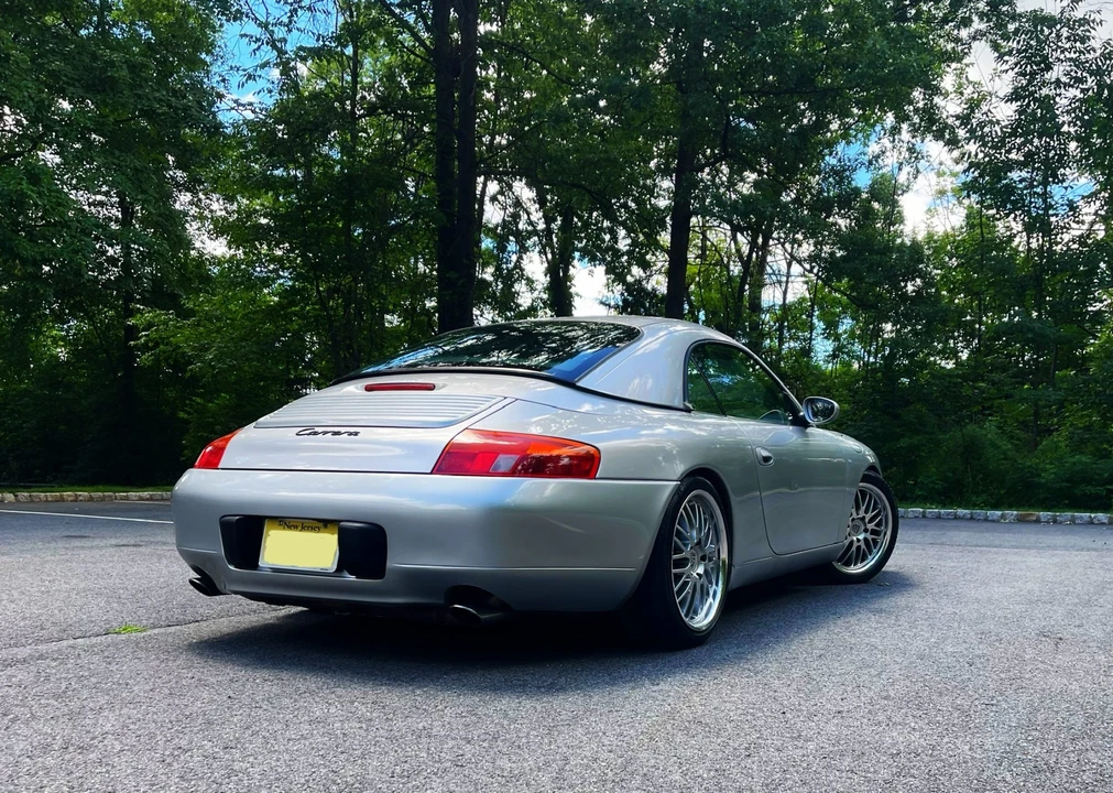 1999 Porsche 996 Carrera - Image 25 of 31