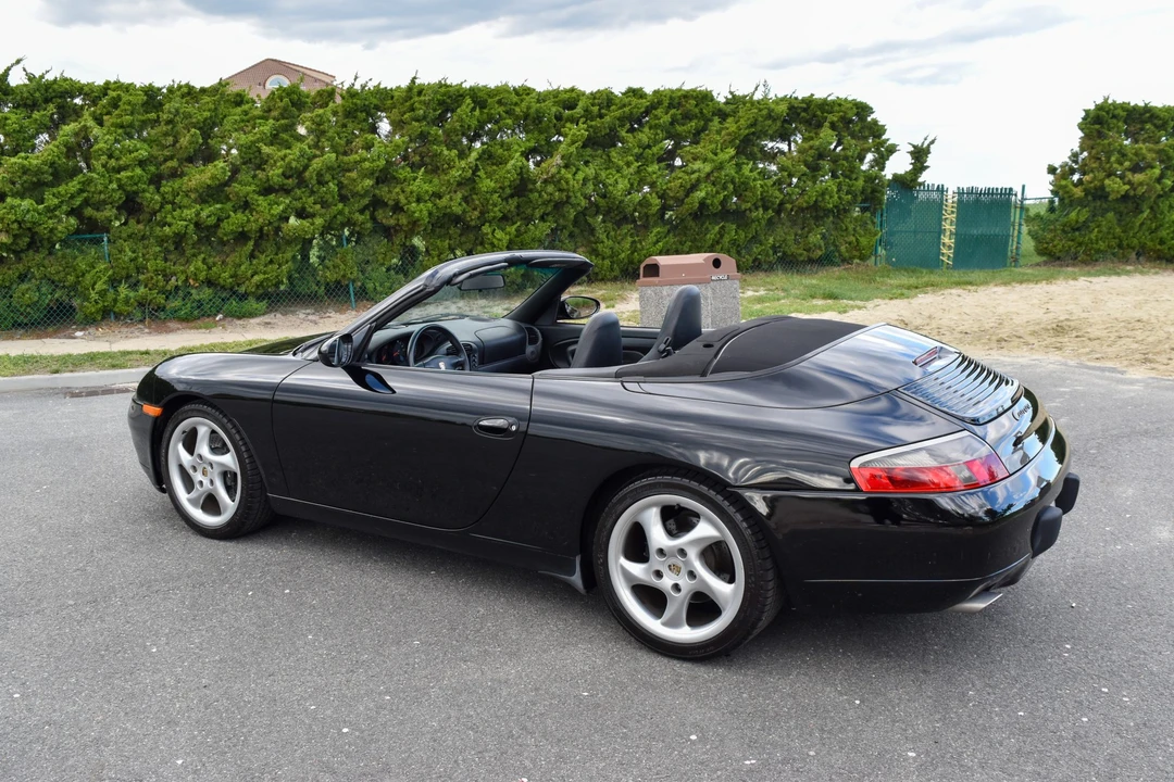 1999 Porsche 996 Carrera - Image 30 of 31