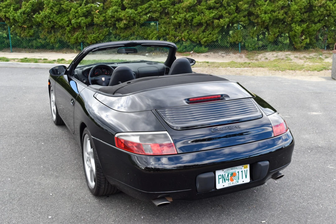 1999 Porsche 996 Carrera - Image 27 of 31