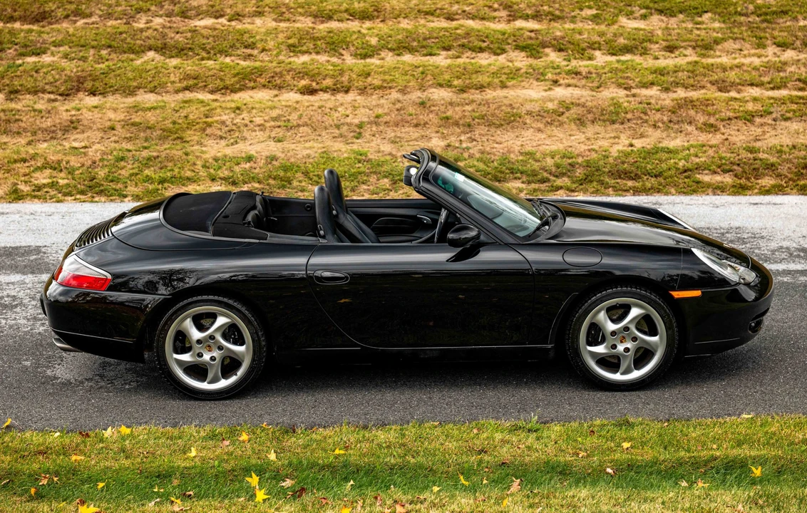 1999 Porsche 996 Carrera - Image 27 of 31