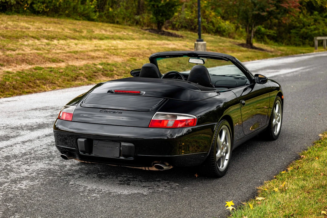 1999 Porsche 996 Carrera - Image 23 of 31