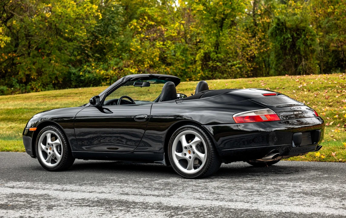 1999 Porsche 996 Carrera - Image 16 of 31