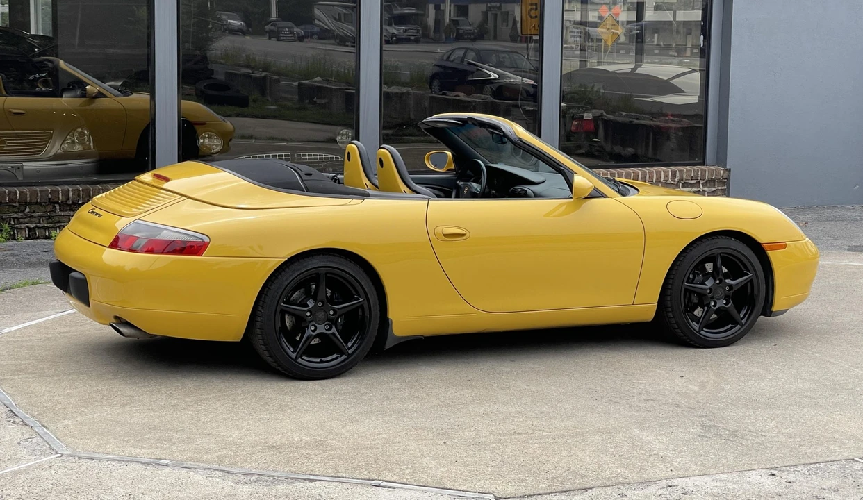 1999 Porsche 996 Carrera - Image 23 of 31
